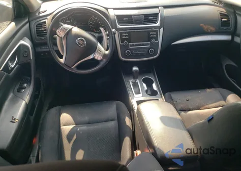 2016 Nissan Altima 2.5 z USA, uszkodzony, nr VIN 1N4AL3APXGC142251